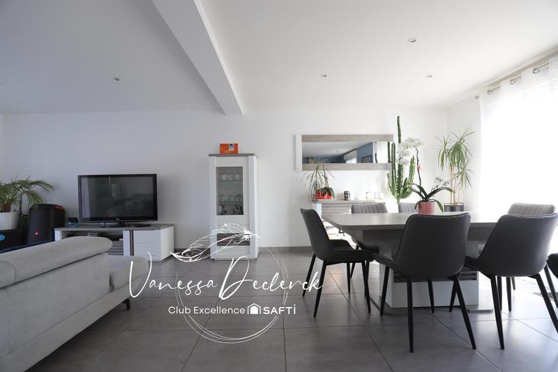 Maison - 137 m² - 6 pièces