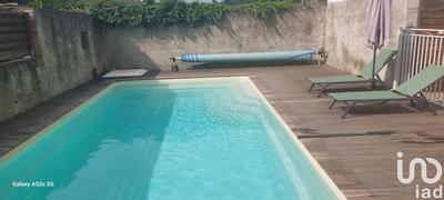 Maison - 400 m² - 22 pièces