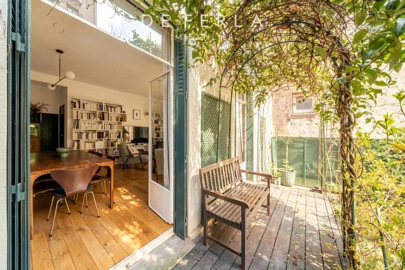 Appartement - 100 m² - 5 pièces