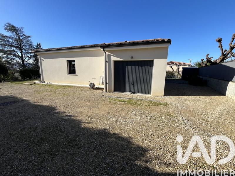 Maison - 93 m² - 4 pièces