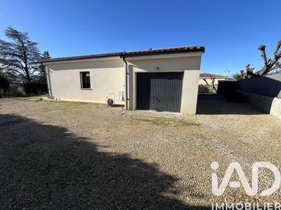 Maison - 93 m² - 4 pièces