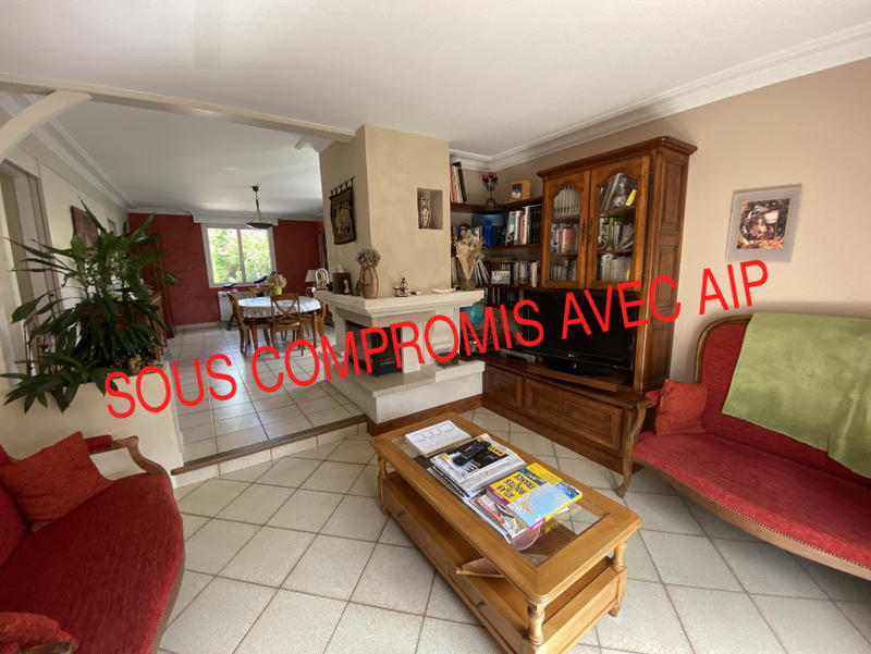 Maison - 160 m² - 9 pièces