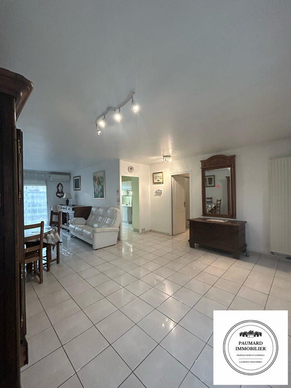 Maison - 92 m² - 5 pièces