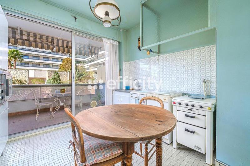 Appartement - 92 m² - 3 pièces