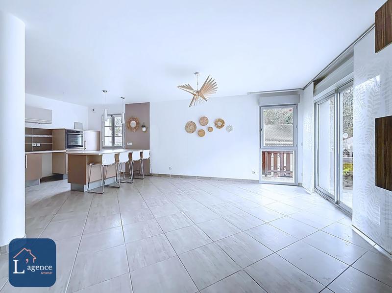 Maison - 140 m² - 5 pièces