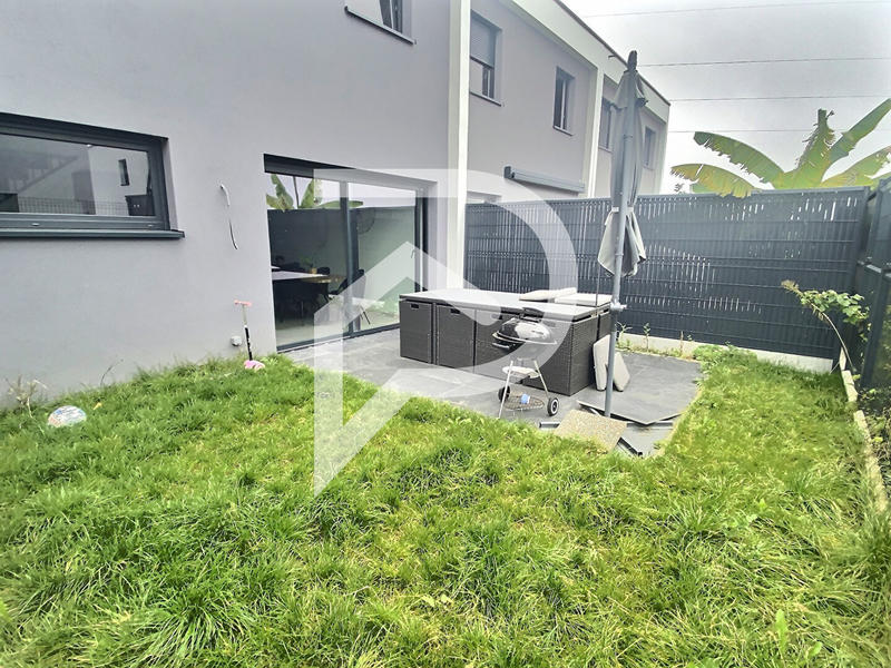 Maison - 105 m² - 4 pièces