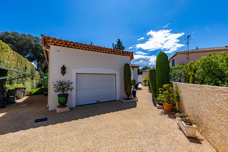 Maison - 161 m² - 5 pièces