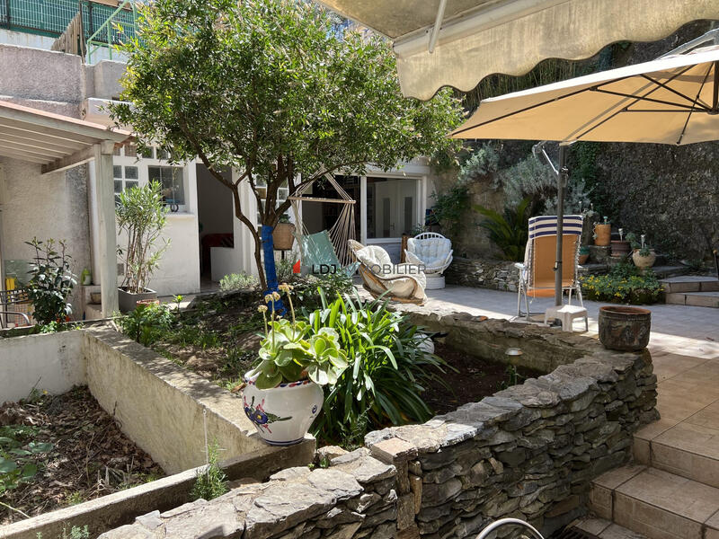 Appartement - 100 m² - 4 pièces