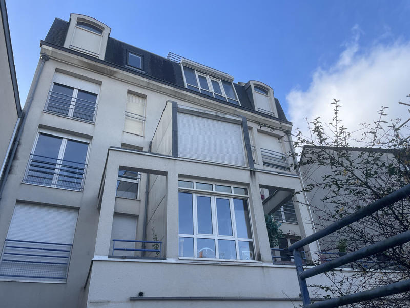 Appartement - 87 m² - 1 pièce