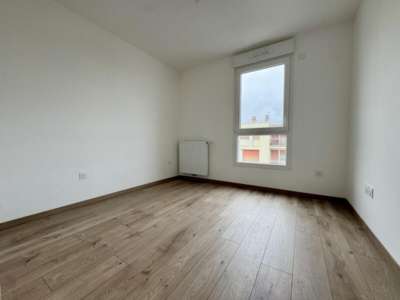 Appartement - 84 m² - 4 pièces