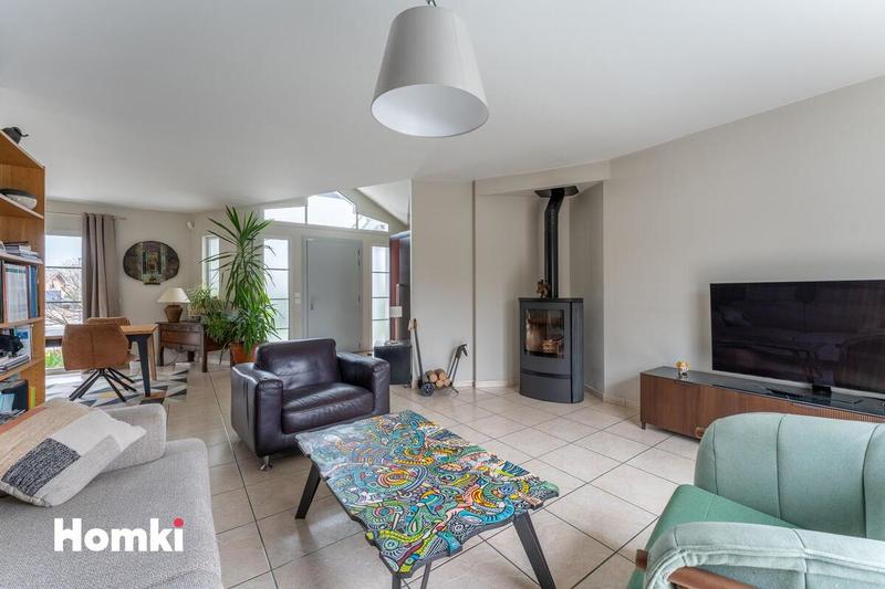 Maison - 140 m² - 5 pièces