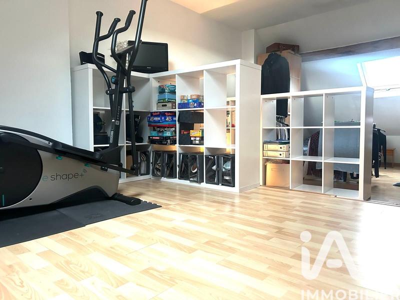 Maison - 90 m² - 5 pièces