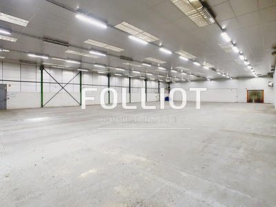 Local commercial - 3 000 m²
