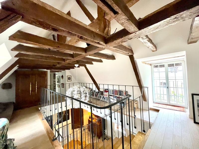 Maison - 165 m² - 6 pièces