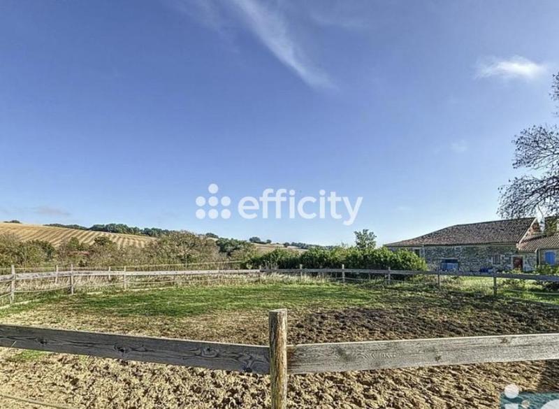 Maison de domaine équestre - 1 500 m²