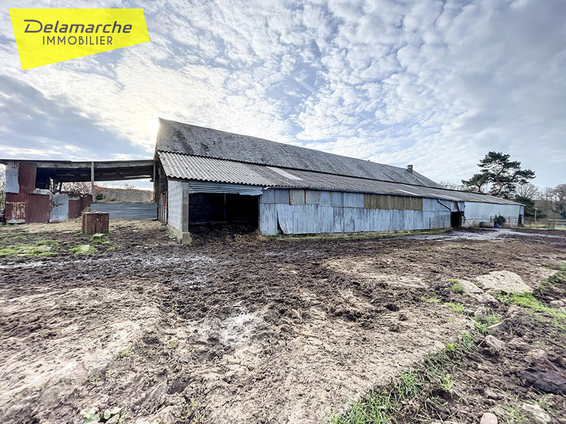 Maison - 370 m² - 6 pièces