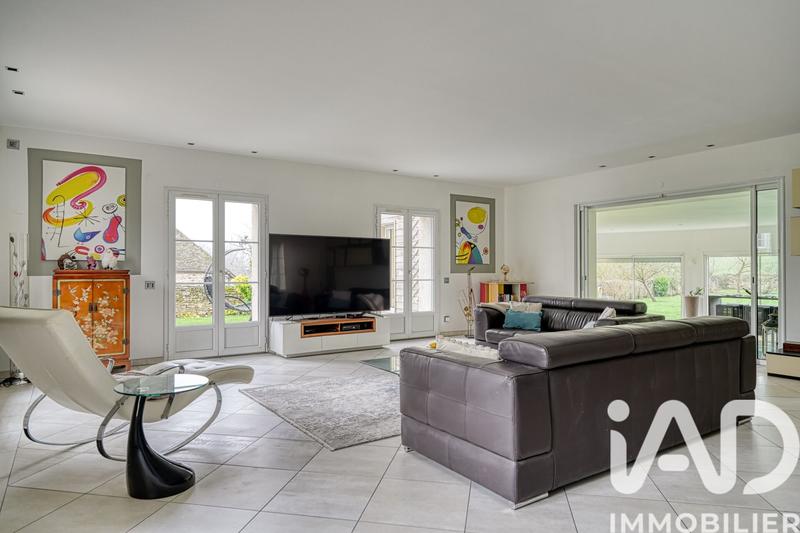 Maison de maîtres - 244 m² - 9 pièces