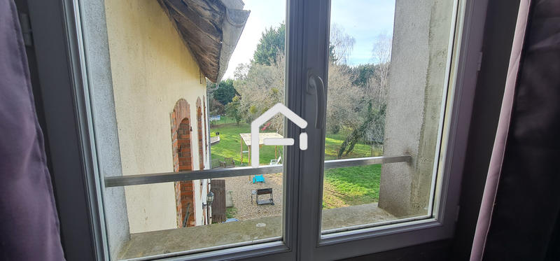 Maison - 282 m² - 14 pièces