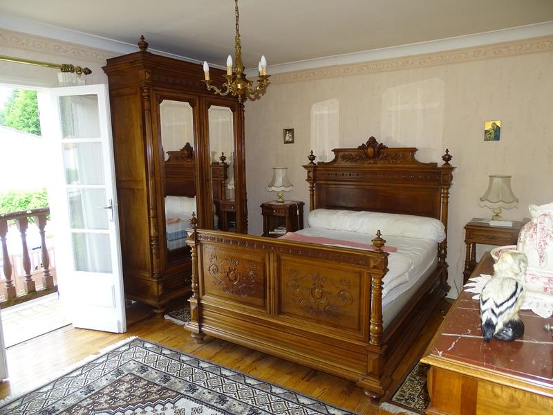 Maison - 183 m² - 8 pièces