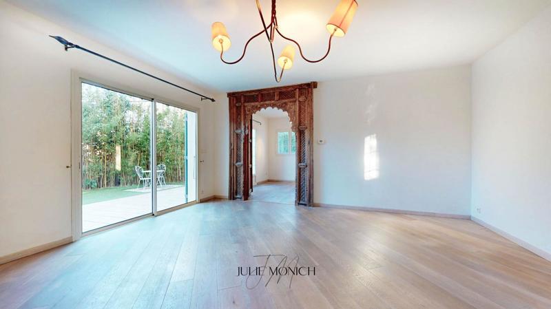 Maison - 149 m² - 6 pièces