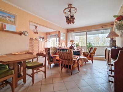 Appartement - 89 m² - 4 pièces