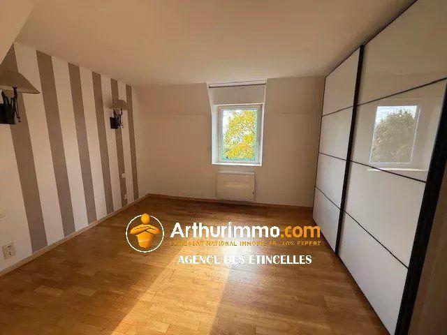 Maison - 212 m² - 7 pièces