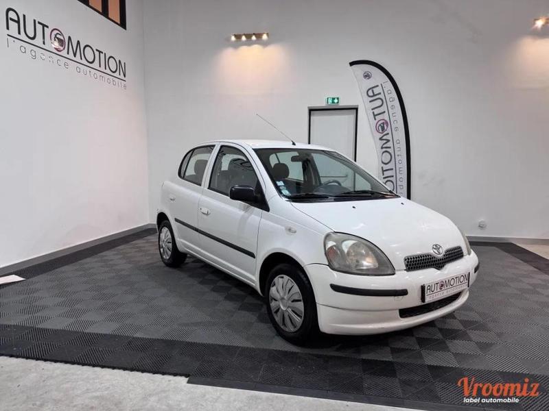 Toyota Yaris 1.3 Vvti 85 Luna Suivi Complet