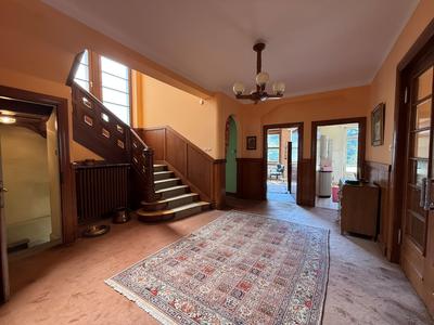 Maison - 264 m² - 9 pièces