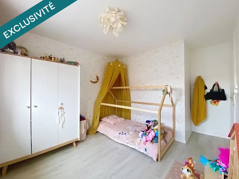 Maison - 90 m² - 5 pièces