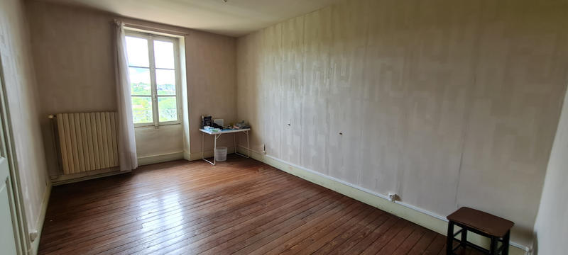 Maison - 140 m² - 8 pièces