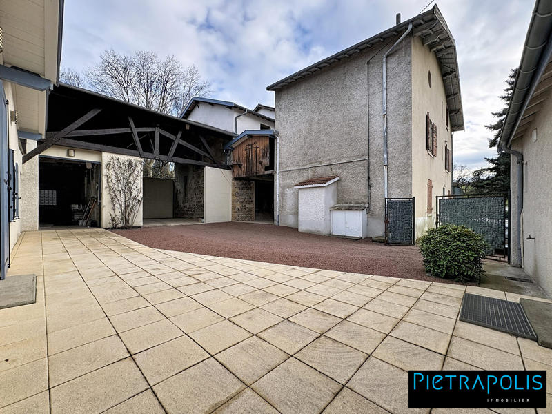 Maison - 94 m² - 6 pièces