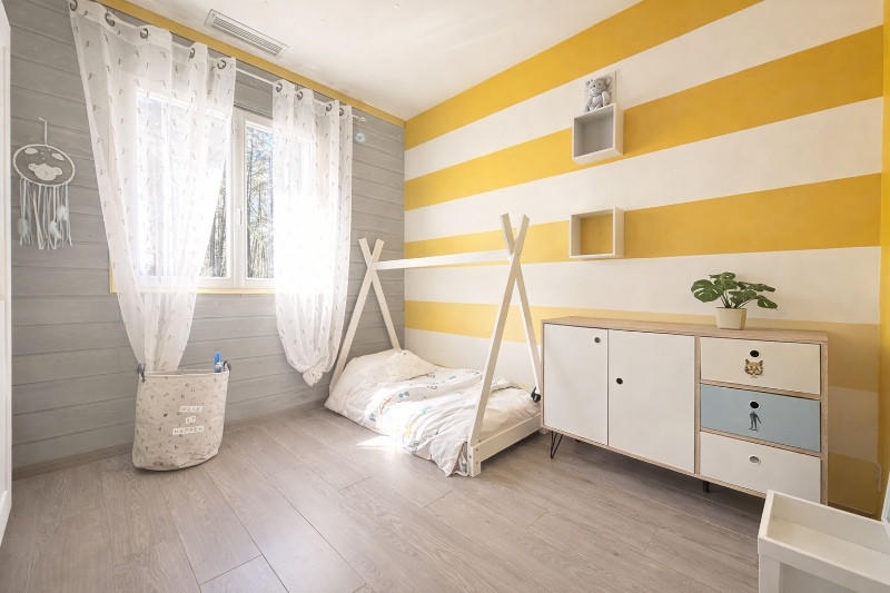 Maison - 225 m² - 8 pièces