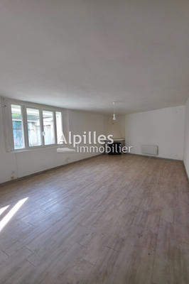 Maison de village - 80 m² - 4 pièces