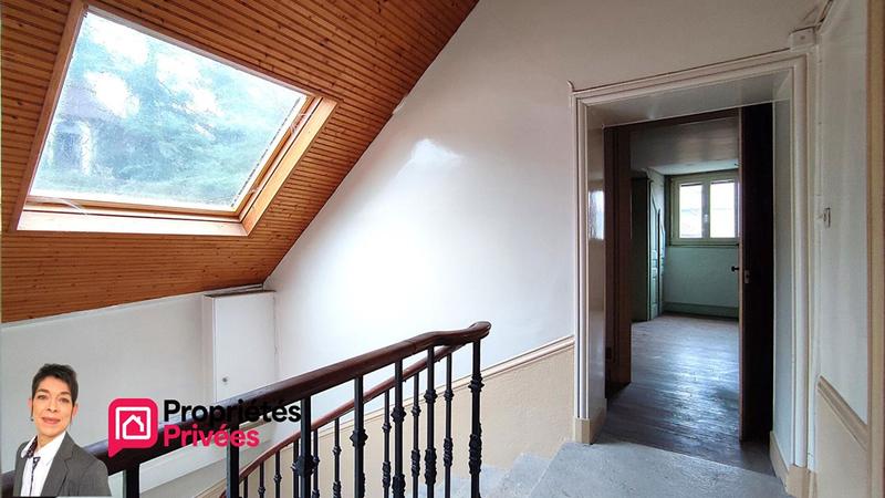 Immeuble - 250 m² - 11 pièces