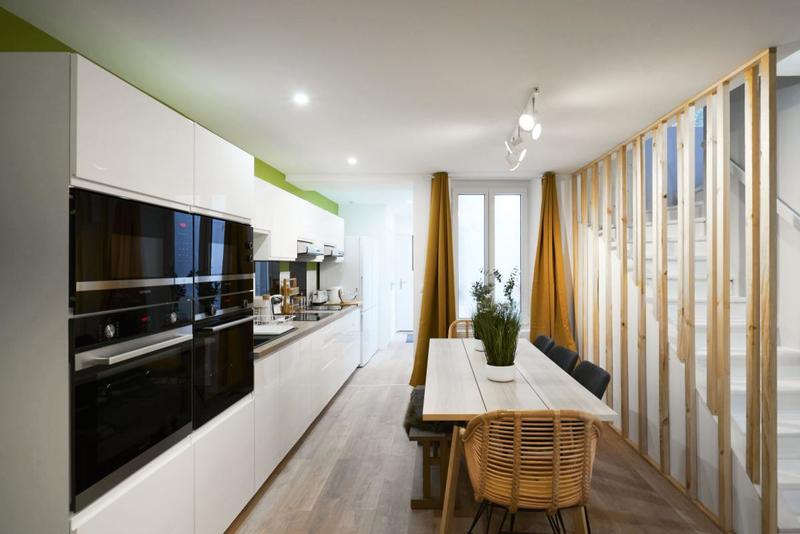 Maison - 148 m² - 8 pièces