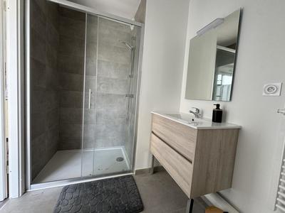 Studio - 25 m² - 1 pièce