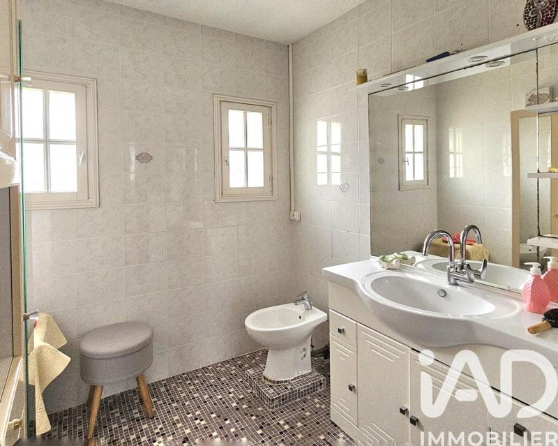 Maison - 197 m² - 6 pièces