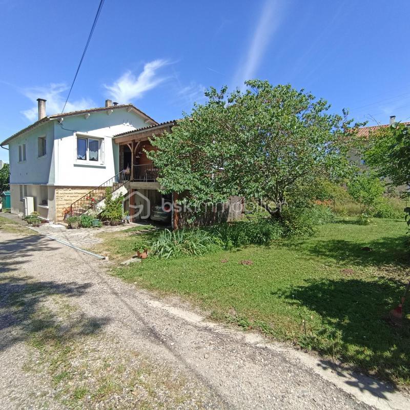 Maison - 96 m² - 4 pièces