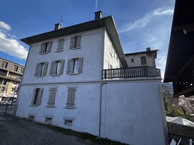 Immeuble mixte - 580 m²