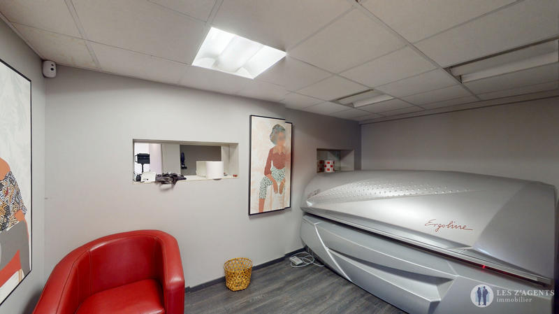 Local commercial - 53 m² - 2 pièces