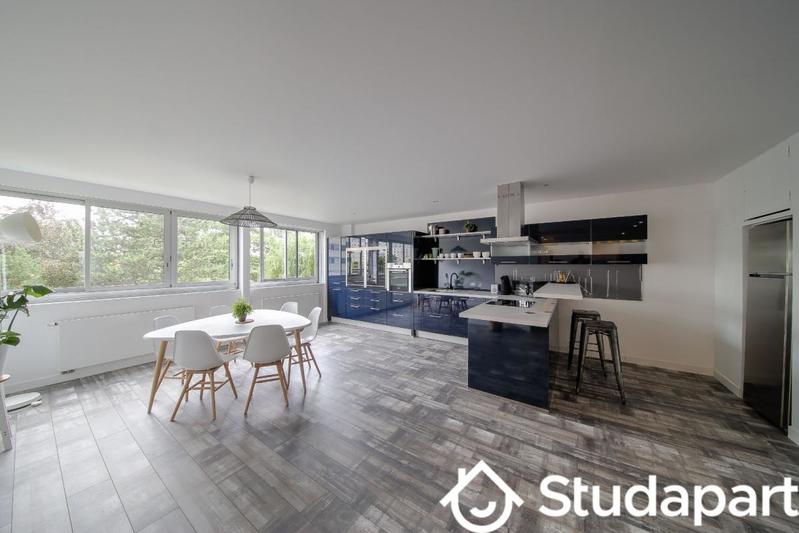 Chambre - 12 m² - 1 pièce