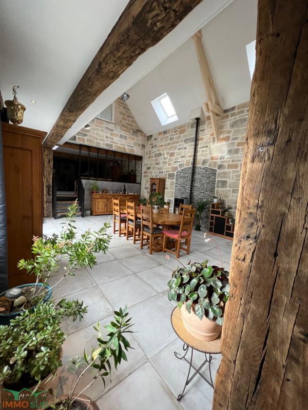 Propriété - 509 m² - 10 pièces