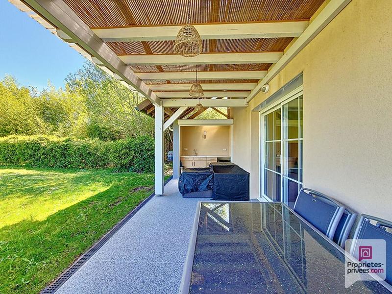 Maison - 143 m² - 10 pièces