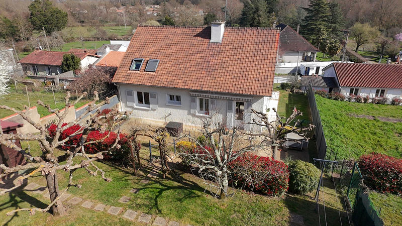 Maison - 145 m² - 6 pièces