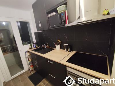 Chambre - 11 m² - 1 pièce