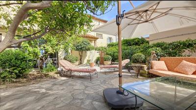 Appartement - 126 m² - 5 pièces