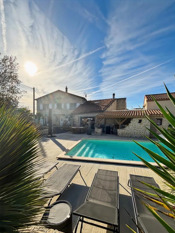 Maison - 140 m² - 6 pièces