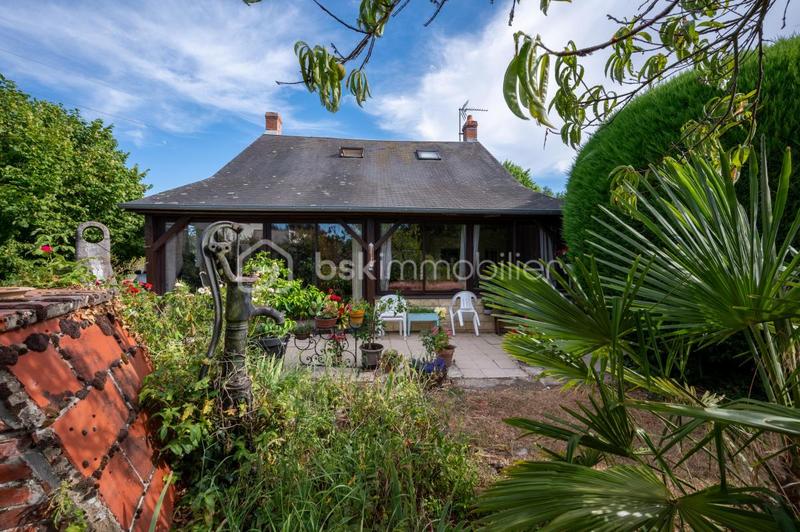 Maison - 95 m² - 5 pièces