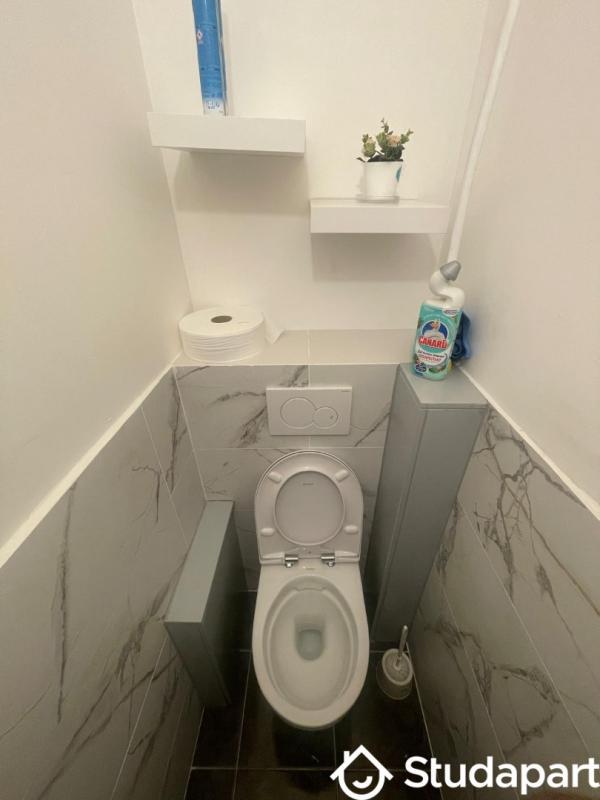 Chambre - 9 m² - 1 pièce