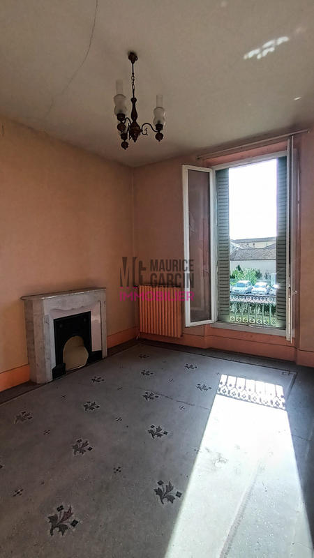 Maison - 168 m² - 7 pièces